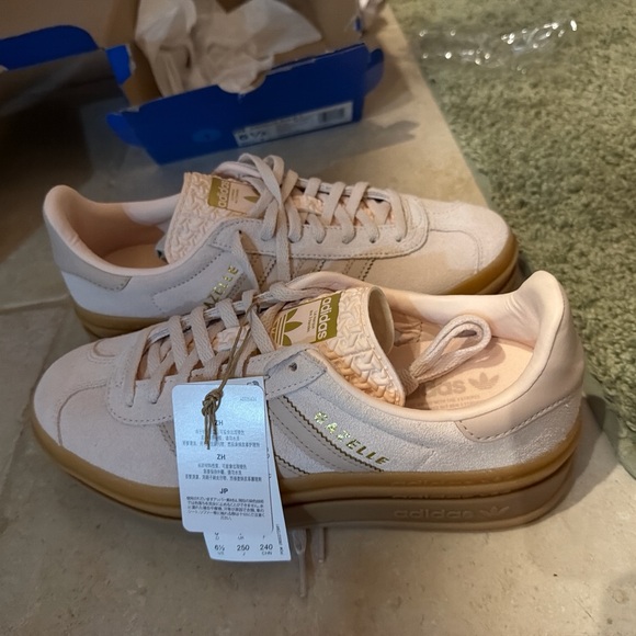 adidas Shoes - adidas Gazelle Bold J Black Low-Top Sneakers